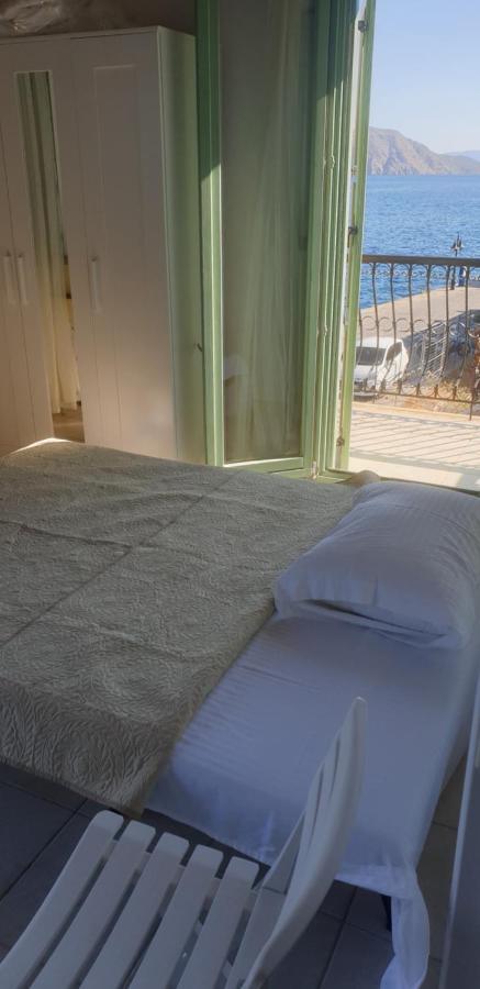 Villas Danezis - New Marina , Symi Exteriör bild